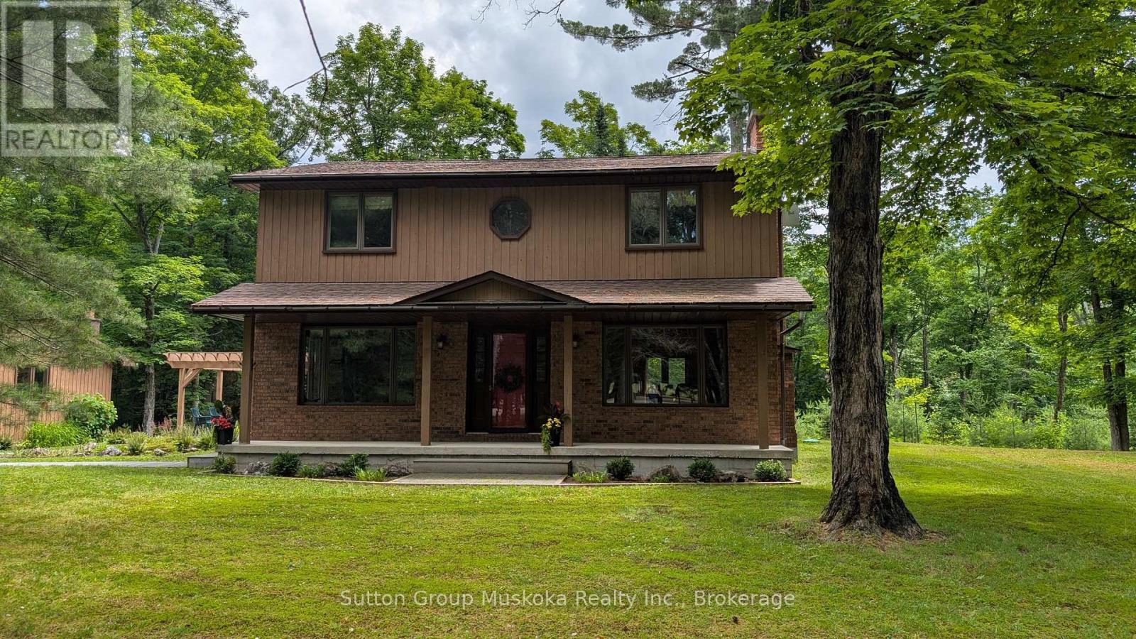 1004 East Cooper Lake Road, Lake Of Bays, Ontario  P0A 1H0 - Photo 47 - X12278215