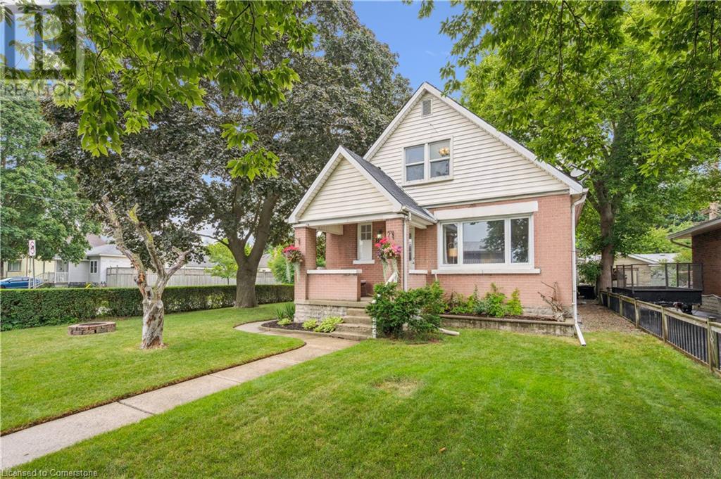 854 Guelph Street, Kitchener, Ontario  N2H 5Z5 - Photo 1 - 40749142