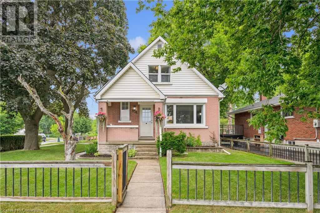 854 Guelph Street, Kitchener, Ontario  N2H 5Z5 - Photo 2 - 40749142