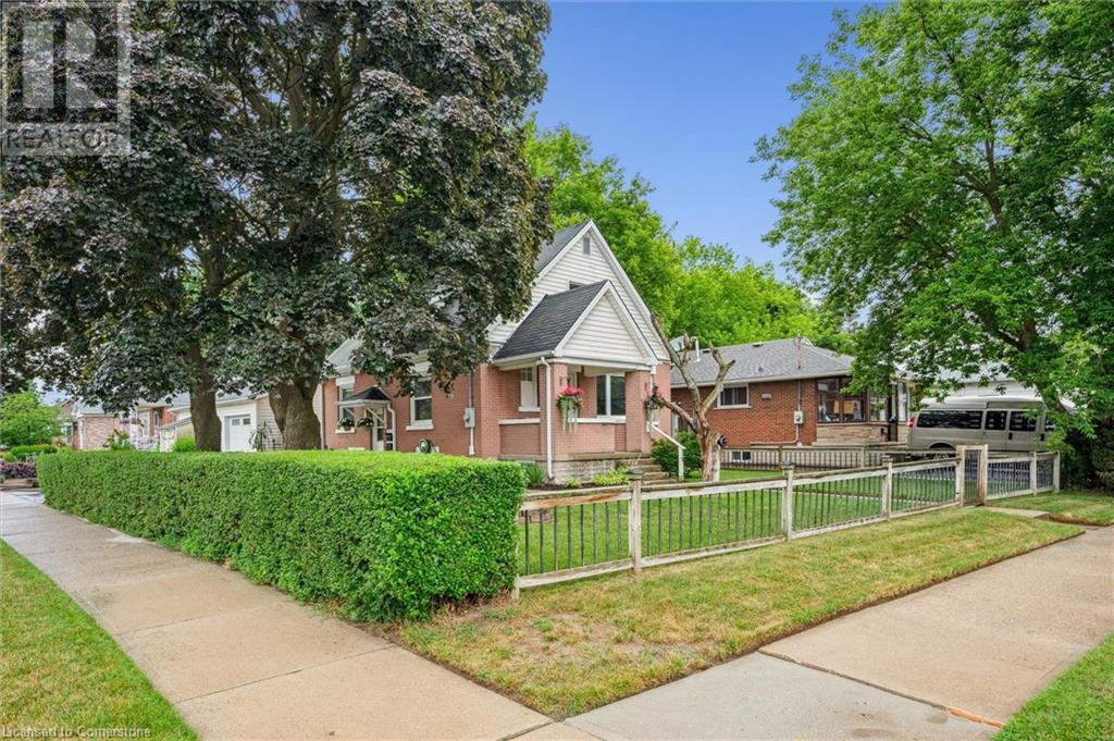 854 Guelph Street, Kitchener, Ontario  N2H 5Z5 - Photo 3 - 40749142