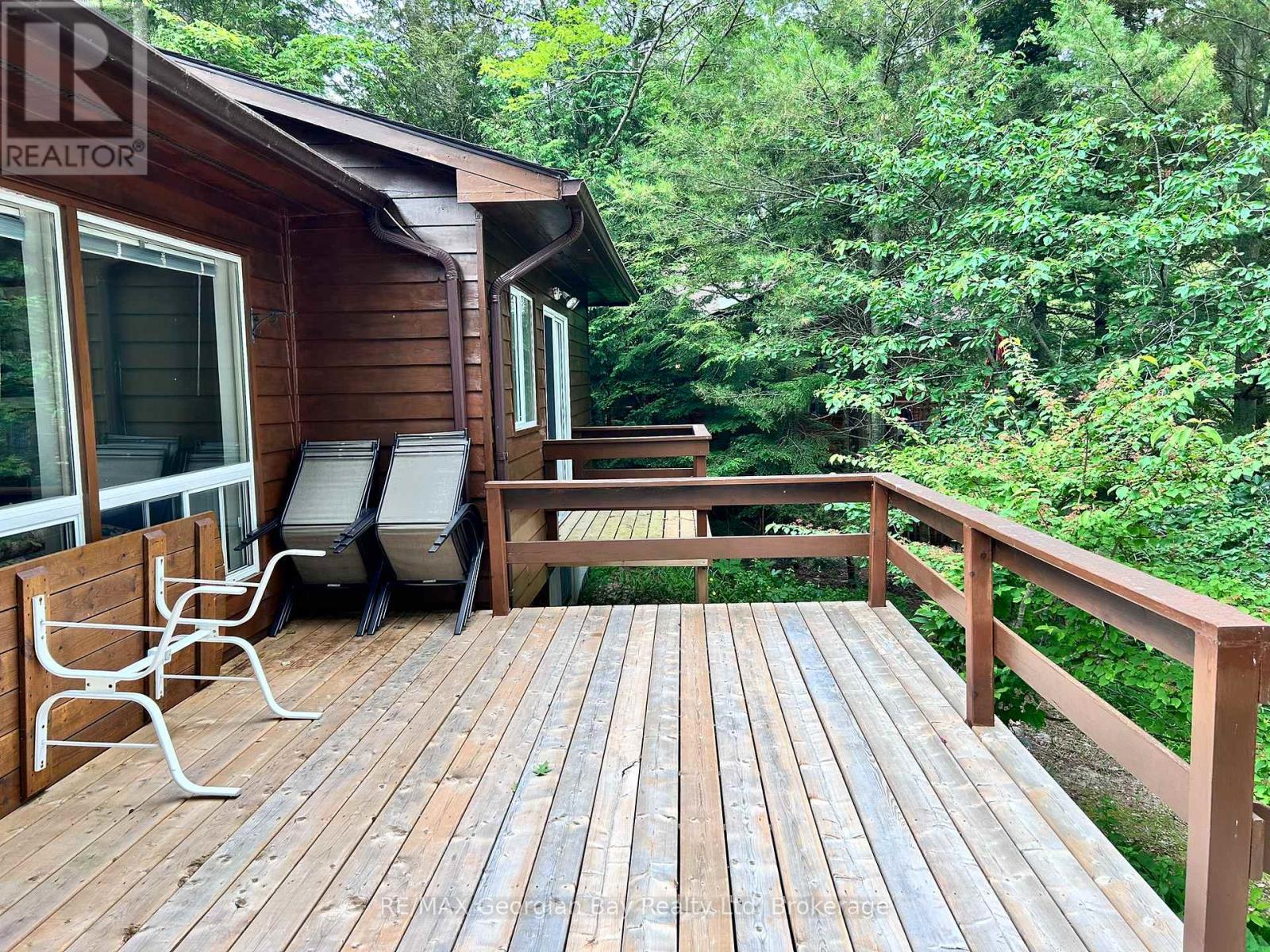 127 Kchi Sin Miikan Road, Christian Island 30, Ontario  L9M 0A9 - Photo 14 - S12278997