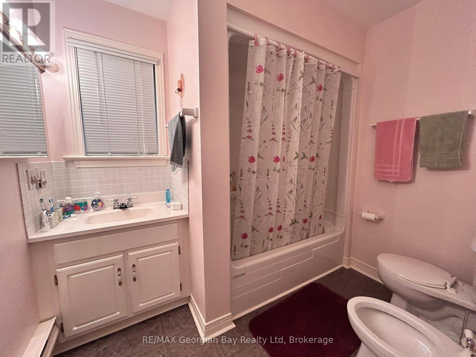 127 Kchi Sin Miikan Road, Christian Island 30, Ontario  L9M 0A9 - Photo 18 - S12278997