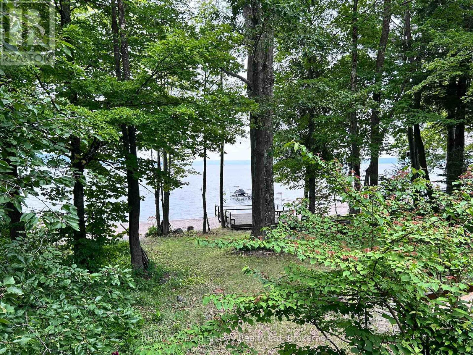 127 Kchi Sin Miikan Road, Christian Island 30, Ontario  L9M 0A9 - Photo 26 - S12278997