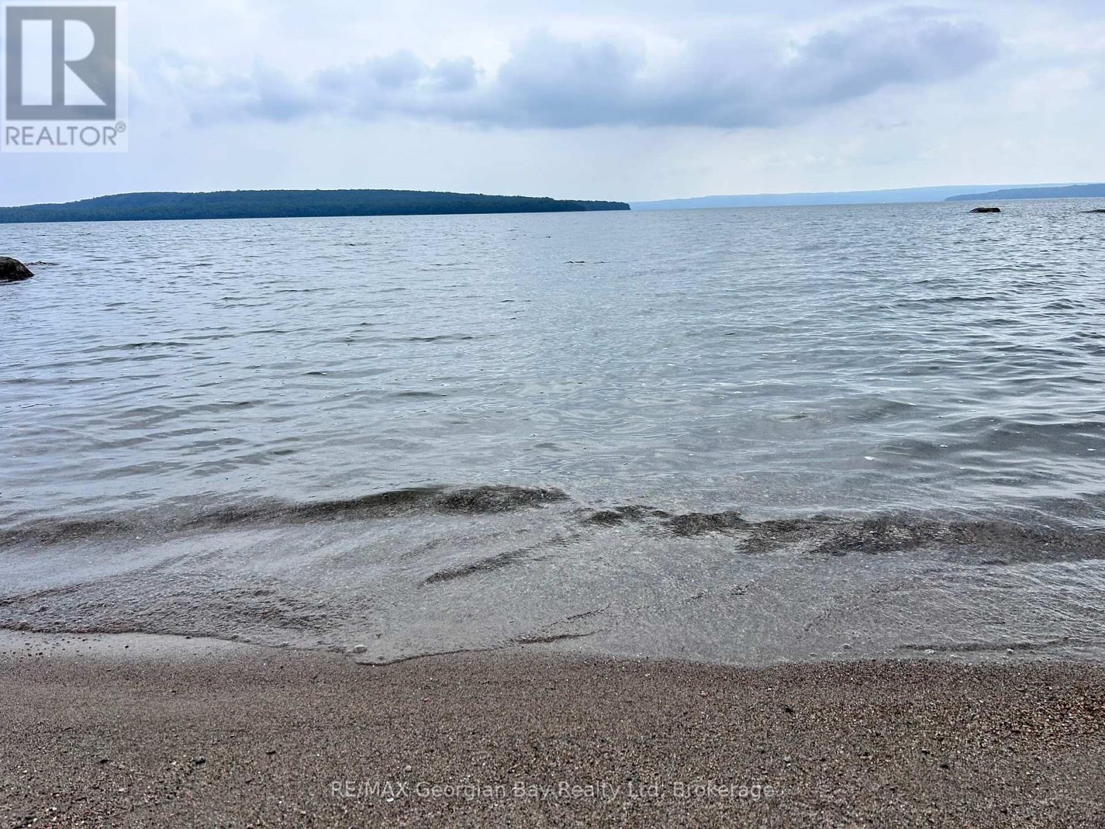 127 Kchi Sin Miikan Road, Christian Island 30, Ontario  L9M 0A9 - Photo 31 - S12278997