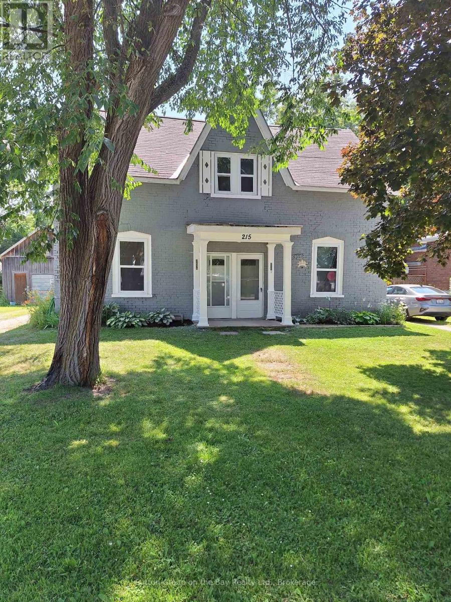 215 CEDAR STREET, Clearview, Ontario
