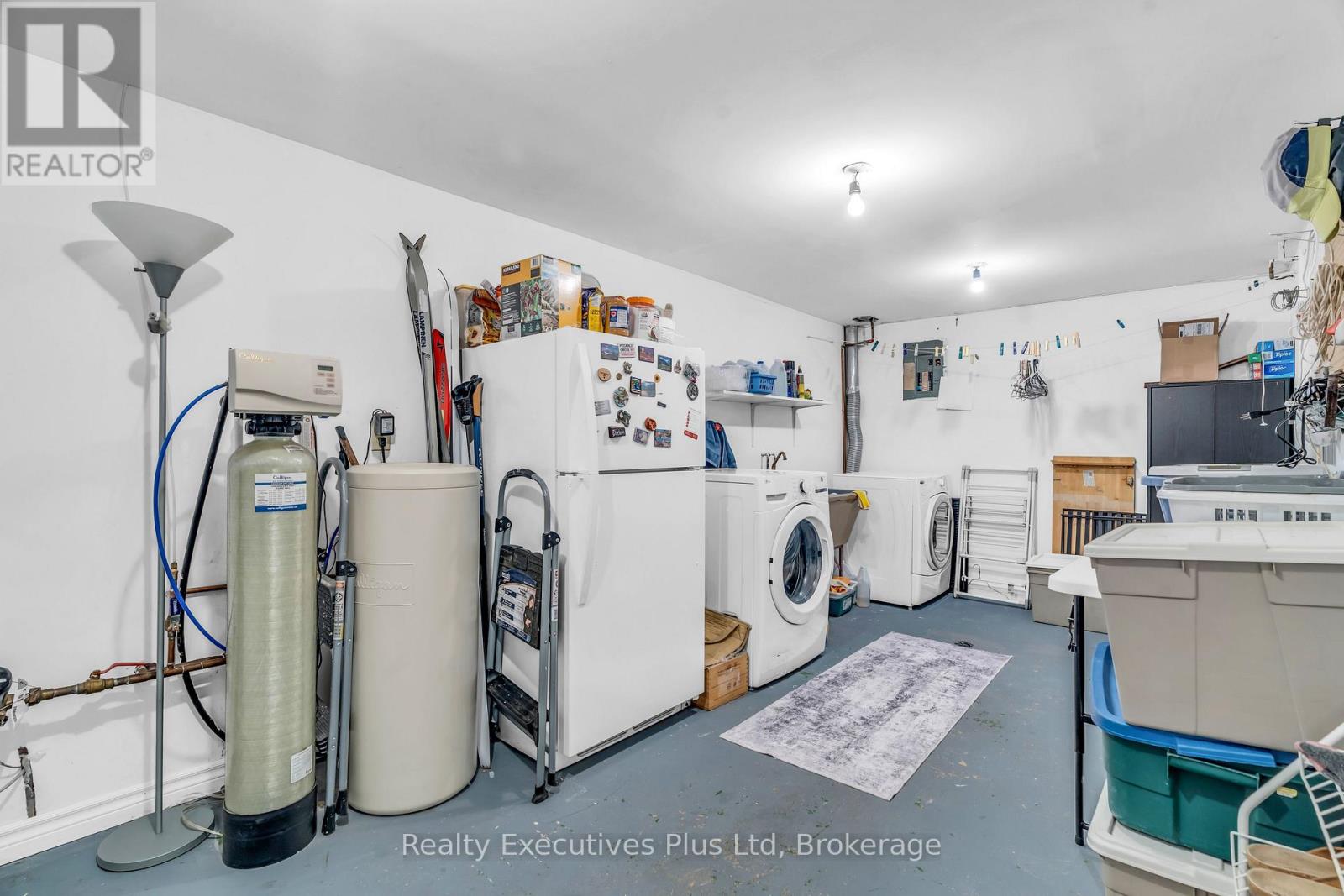 61 Mcilwraith Crescent, Guelph, Ontario  N1E 6J4 - Photo 23 - X12278956