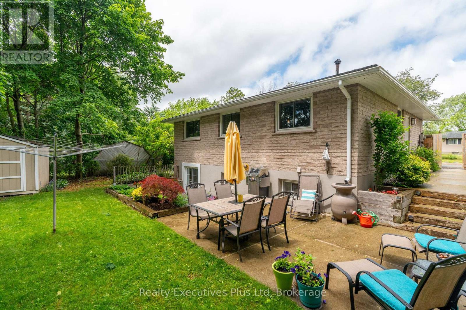 61 Mcilwraith Crescent, Guelph, Ontario  N1E 6J4 - Photo 38 - X12278956