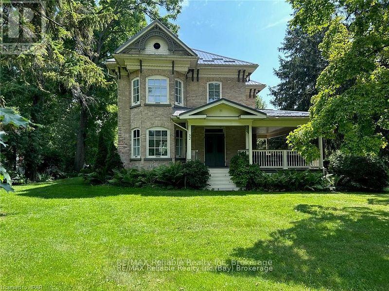 32 BAYFIELD TERRACE, Bluewater, Ontario