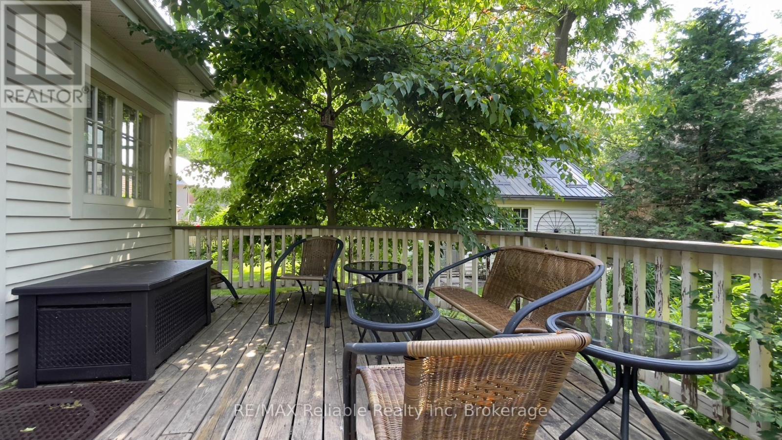 32 Bayfield Terrace, Bluewater, Ontario  N0M 1G0 - Photo 15 - X12279041