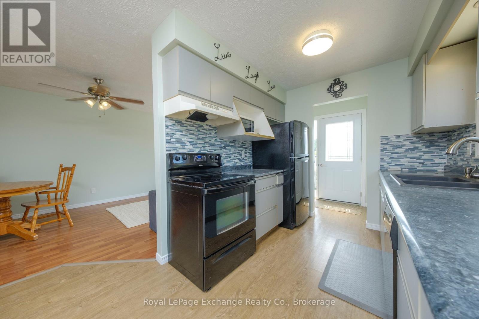 649 Lloyd Street, Saugeen Shores, Ontario  N0H 2C1 - Photo 11 - X12279121