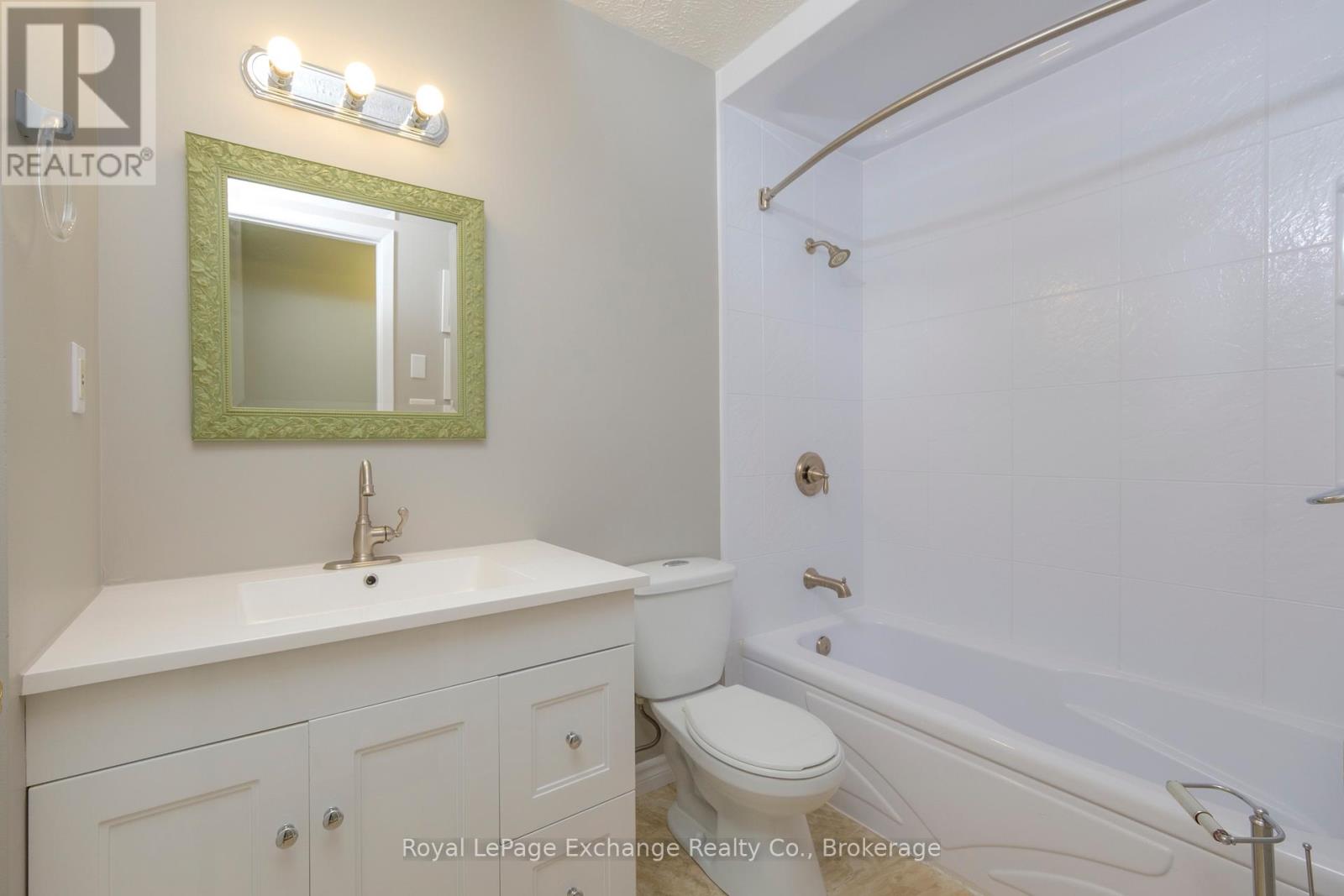 649 Lloyd Street, Saugeen Shores, Ontario  N0H 2C1 - Photo 16 - X12279121