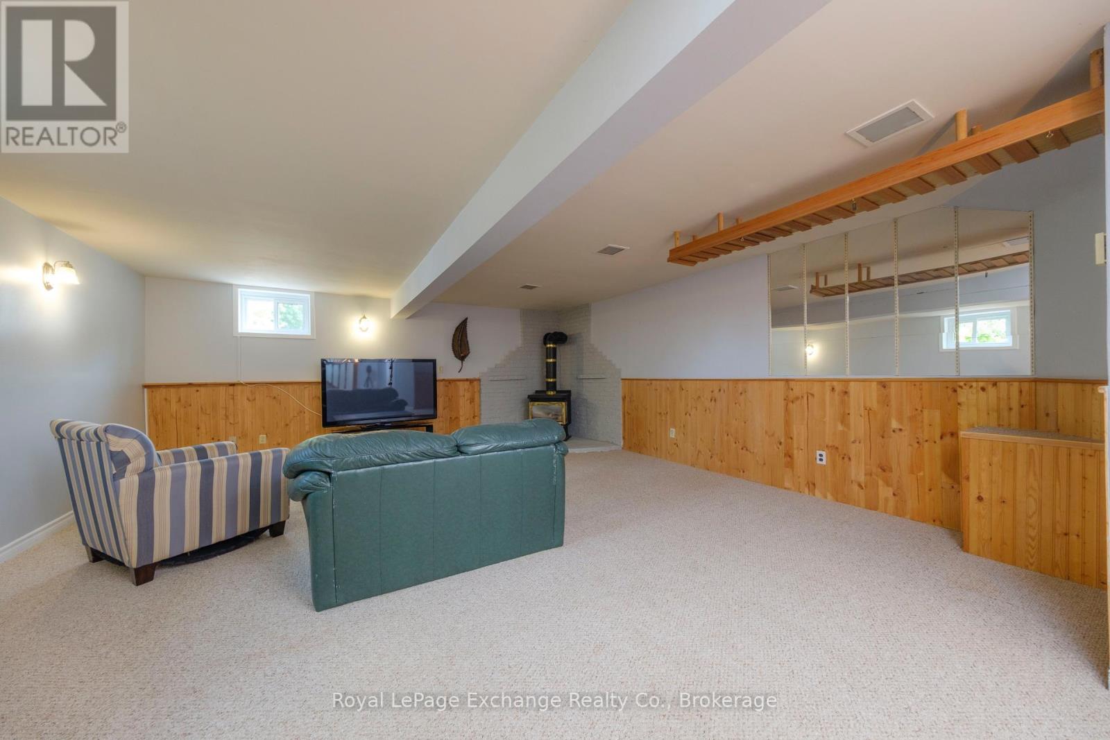 649 Lloyd Street, Saugeen Shores, Ontario  N0H 2C1 - Photo 21 - X12279121