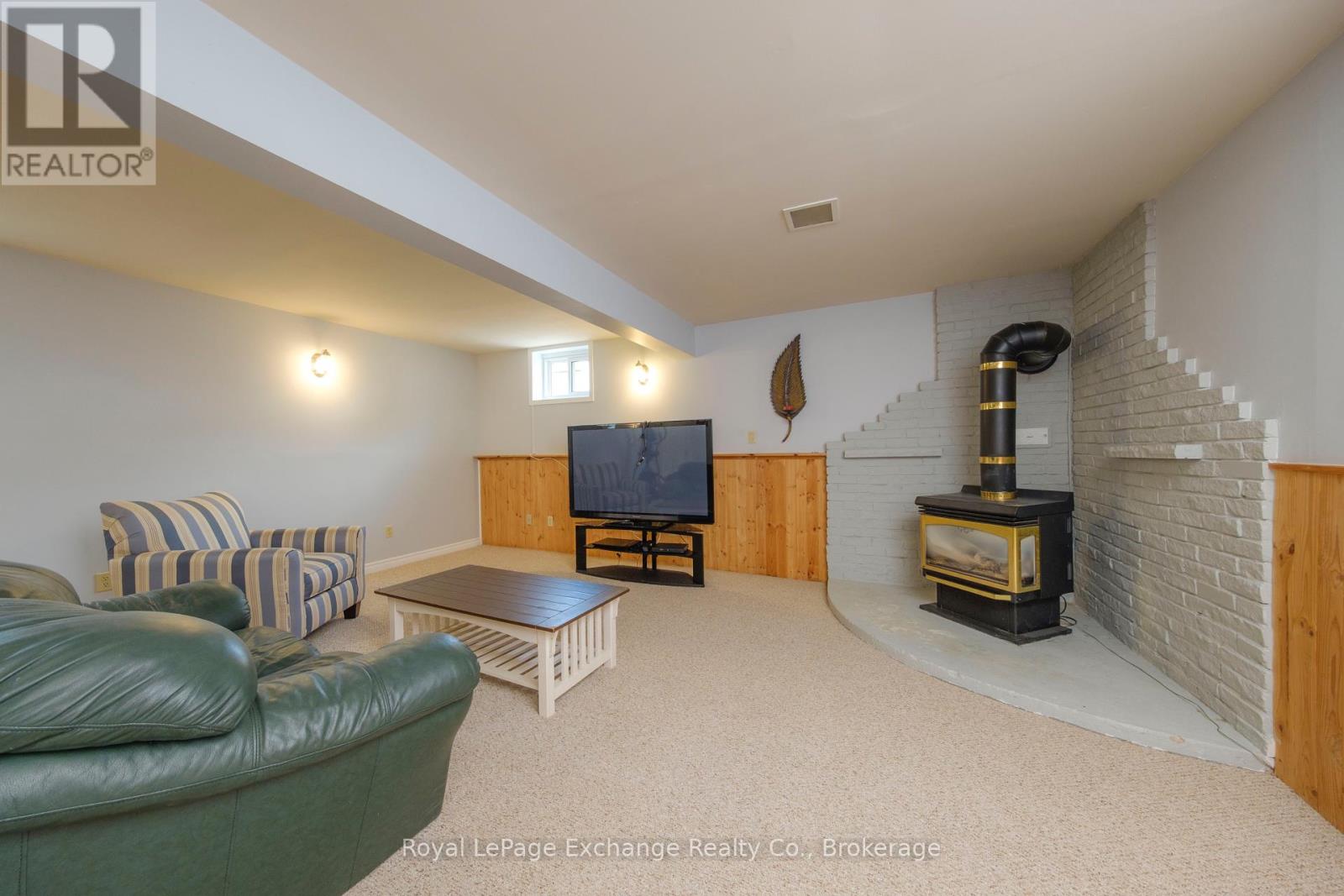 649 Lloyd Street, Saugeen Shores, Ontario  N0H 2C1 - Photo 24 - X12279121