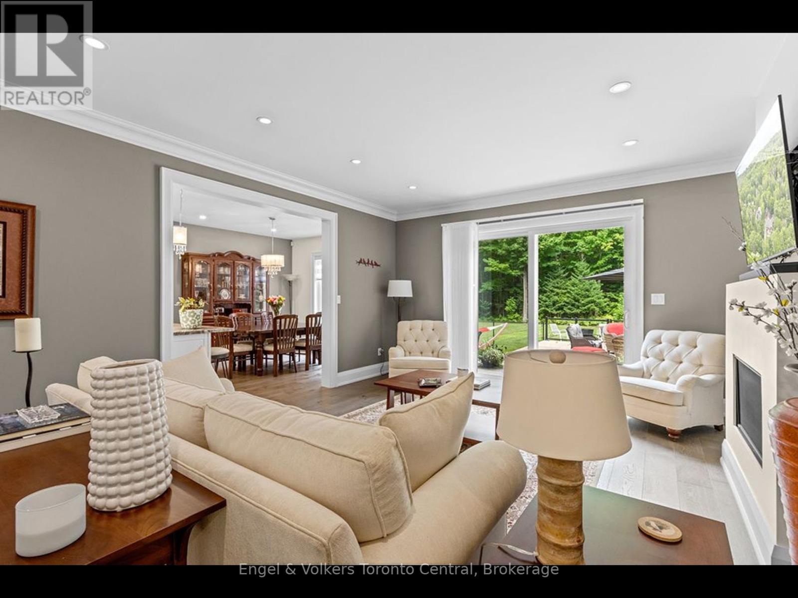 81 Spruce Street, Tiny, Ontario  L0L 1P1 - Photo 10 - S12279204