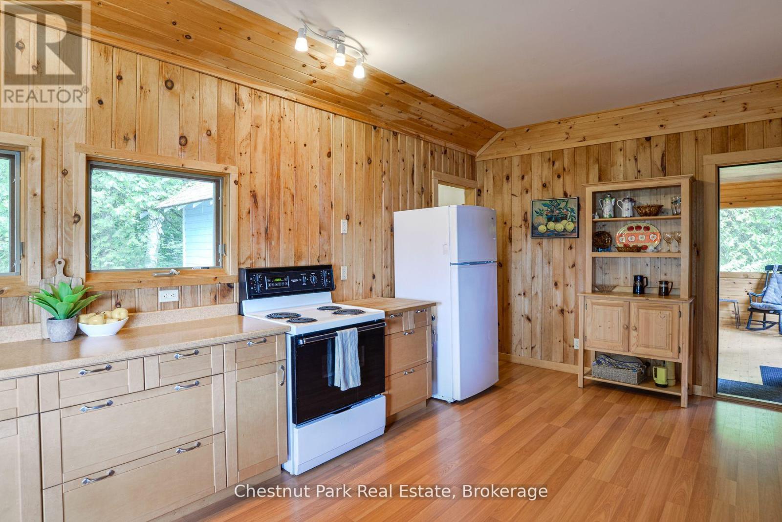 26 Taylor Island 26lm, Gravenhurst, Ontario  P1P 1R2 - Photo 15 - X12279239