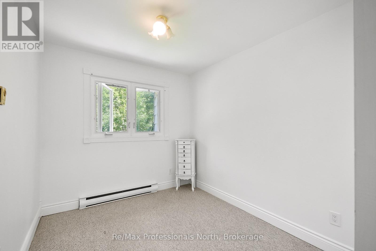 128 Bridgedale Road, Huntsville, Ontario  P1L 1L0 - Photo 23 - X12279246