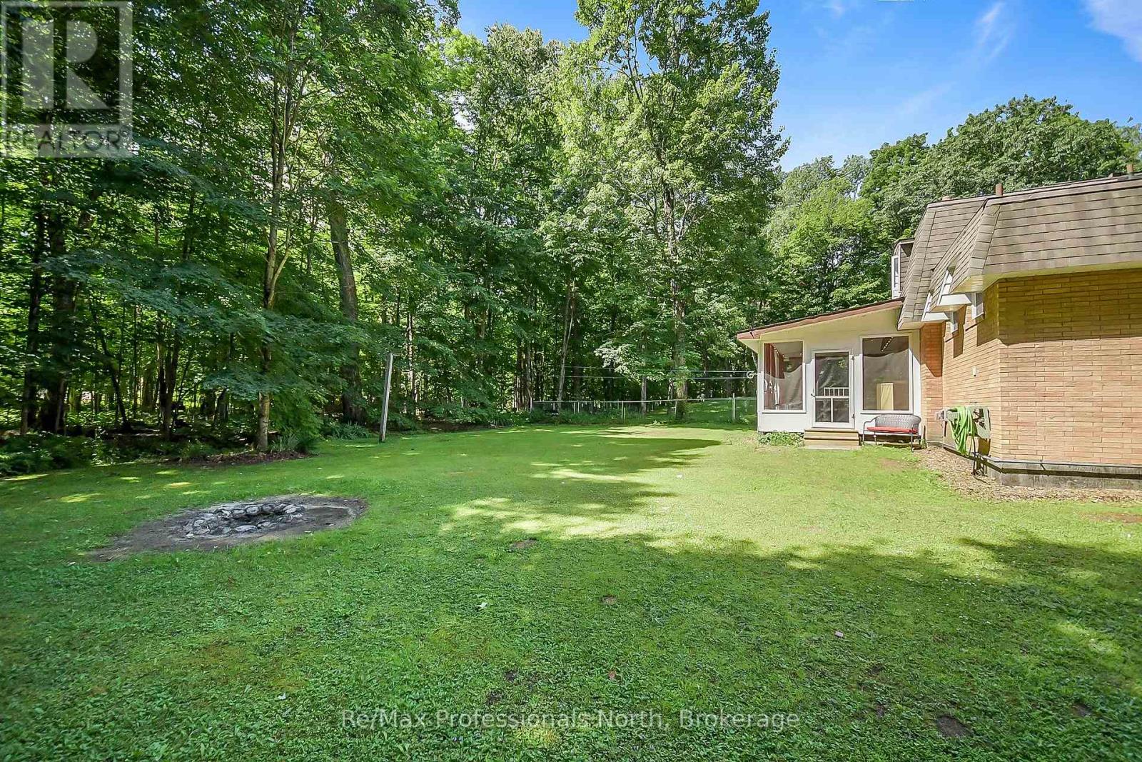 128 Bridgedale Road, Huntsville, Ontario  P1L 1L0 - Photo 28 - X12279246