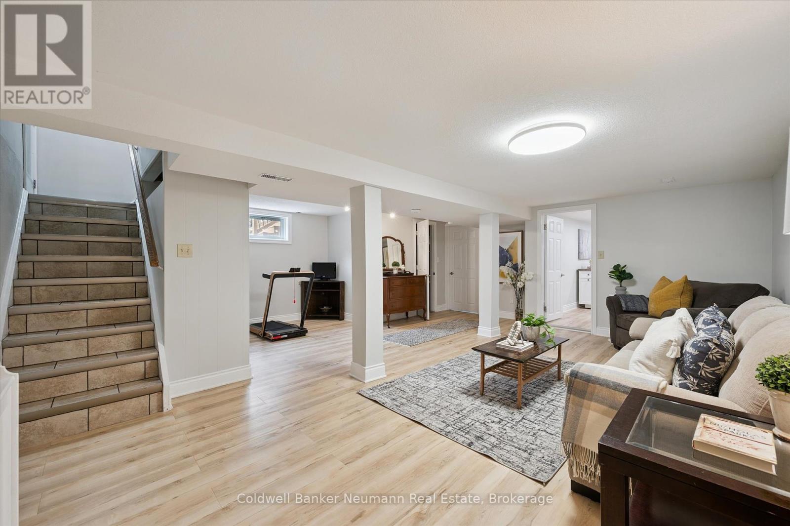 71 Pleasant Road, Guelph, Ontario  N1E 3Z5 - Photo 18 - X12279248
