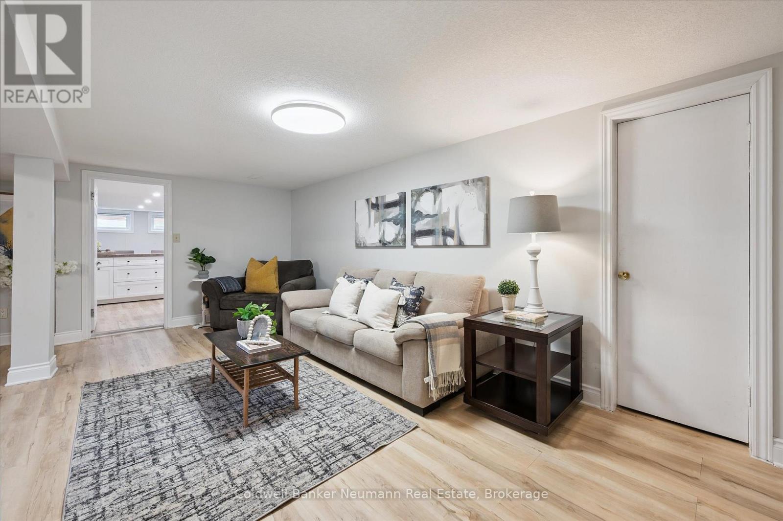 71 Pleasant Road, Guelph, Ontario  N1E 3Z5 - Photo 19 - X12279248