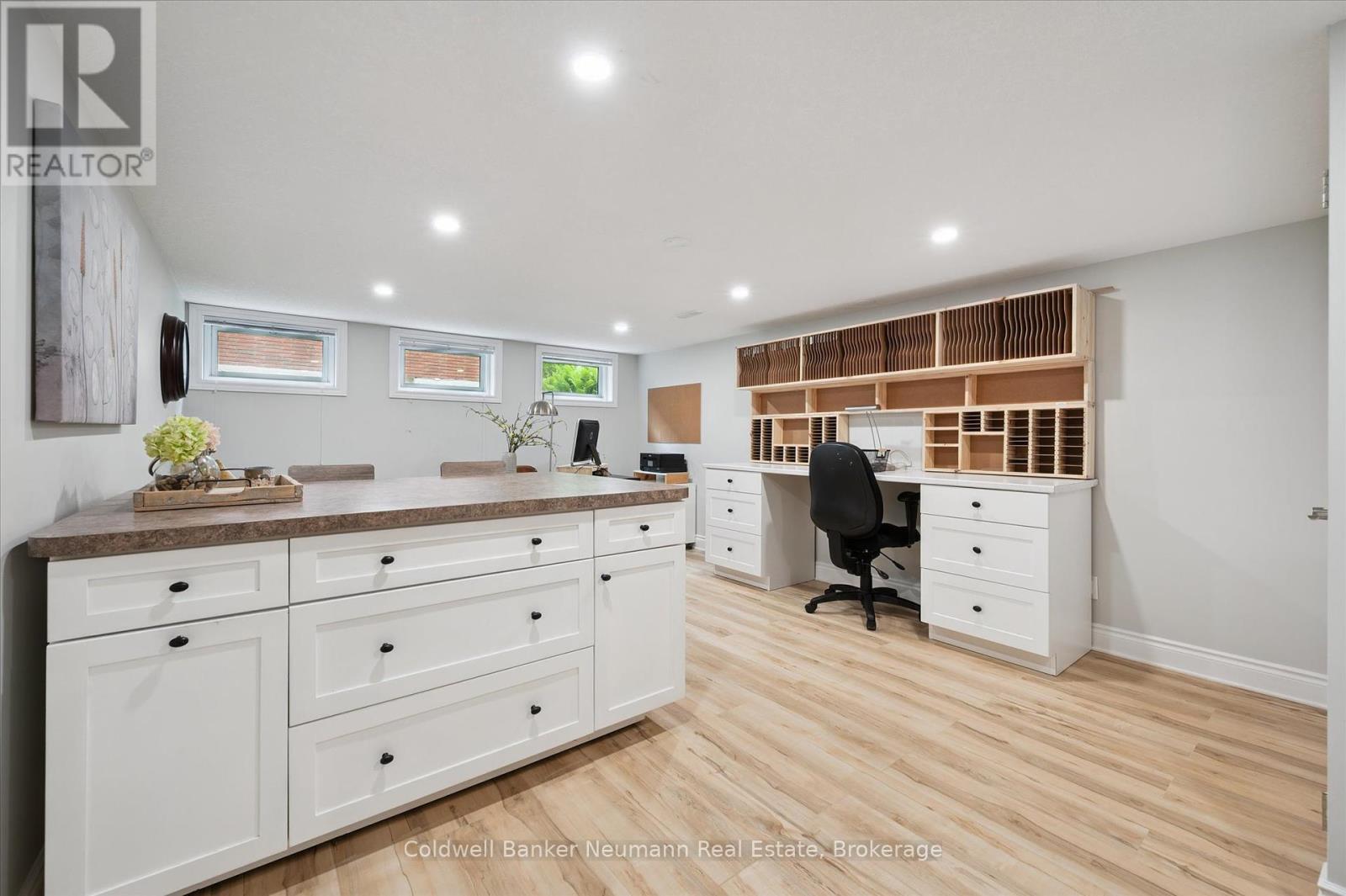 71 Pleasant Road, Guelph, Ontario  N1E 3Z5 - Photo 21 - X12279248