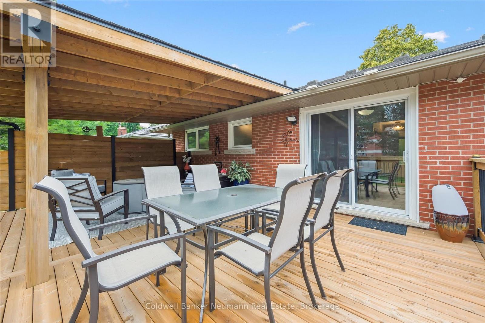 71 Pleasant Road, Guelph, Ontario  N1E 3Z5 - Photo 25 - X12279248