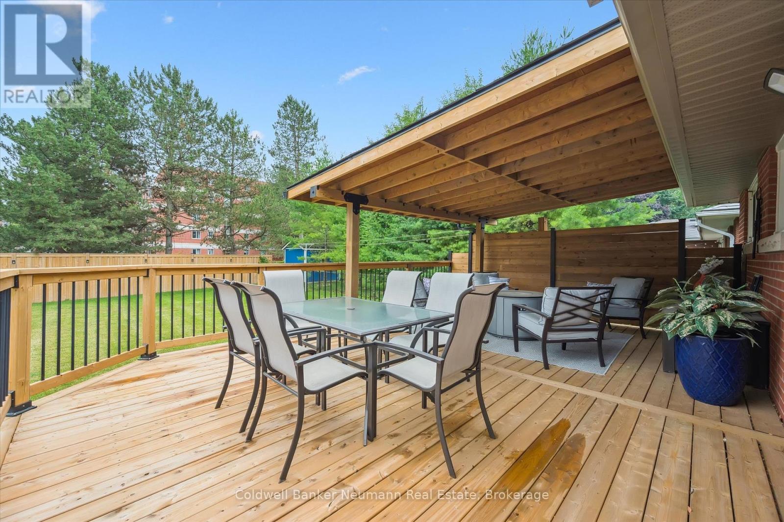 71 Pleasant Road, Guelph, Ontario  N1E 3Z5 - Photo 26 - X12279248