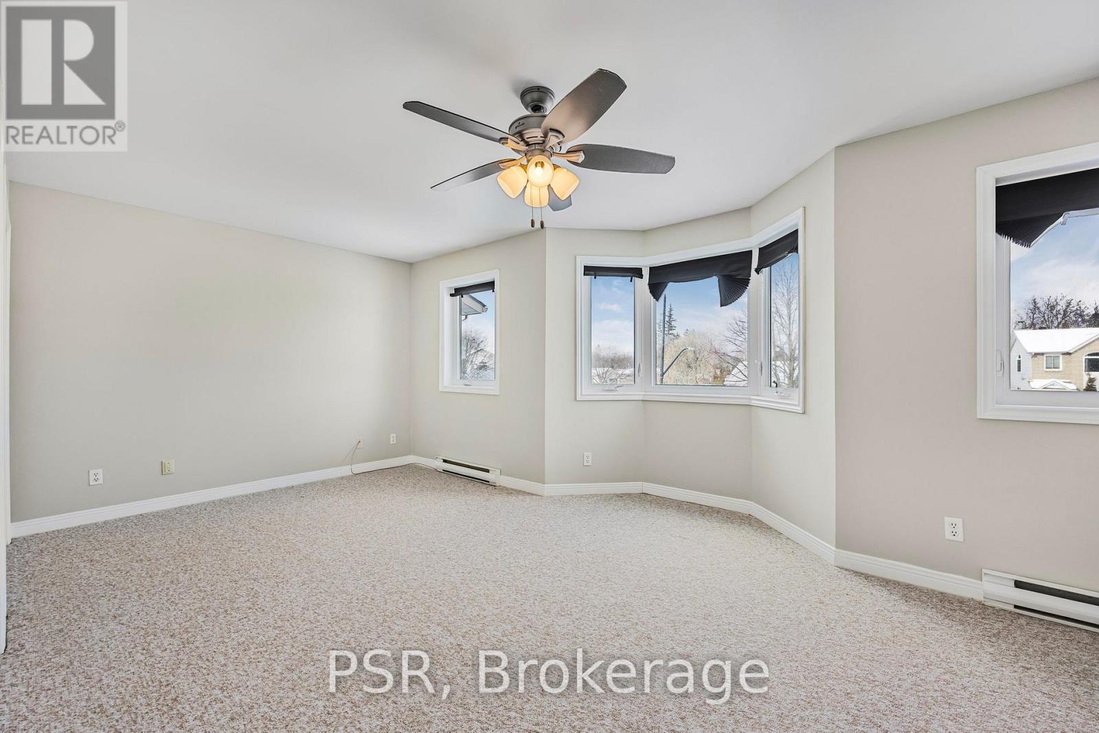 728 Ste Marie Street, Collingwood, Ontario  L9Y 4T5 - Photo 12 - S12279463