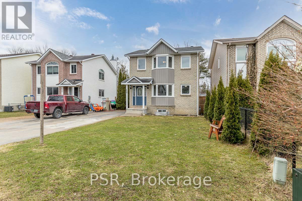 728 Ste Marie Street, Collingwood, Ontario  L9Y 4T5 - Photo 2 - S12279463