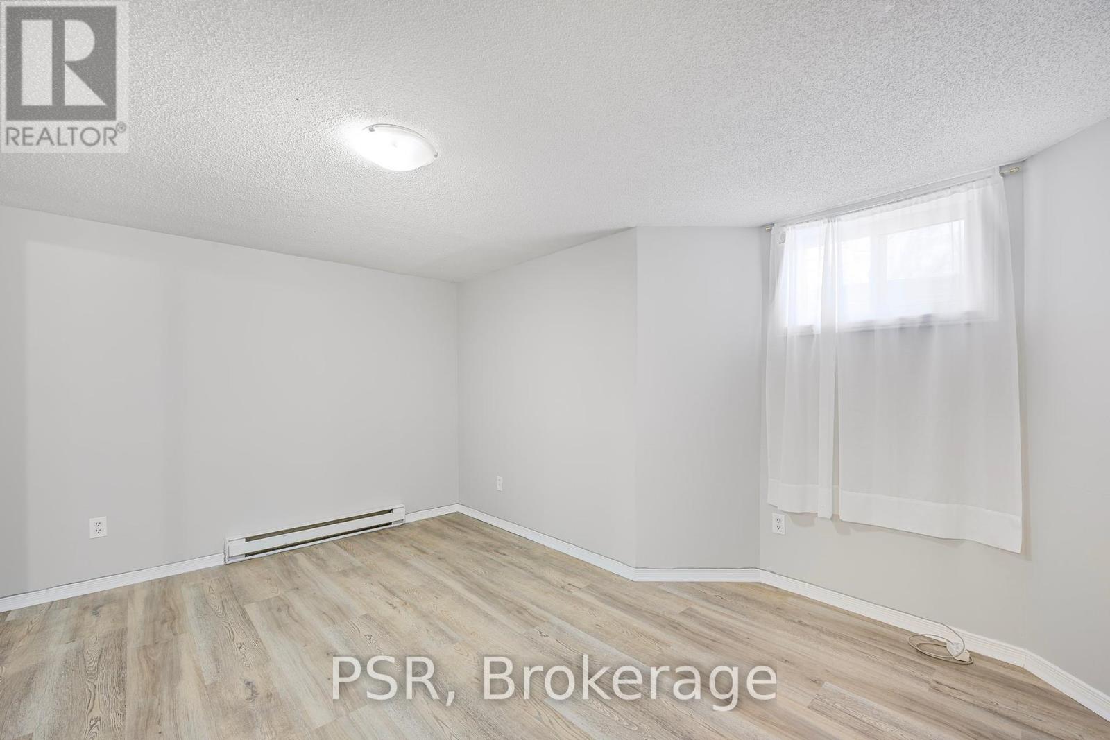 728 Ste Marie Street, Collingwood, Ontario  L9Y 4T5 - Photo 27 - S12279463