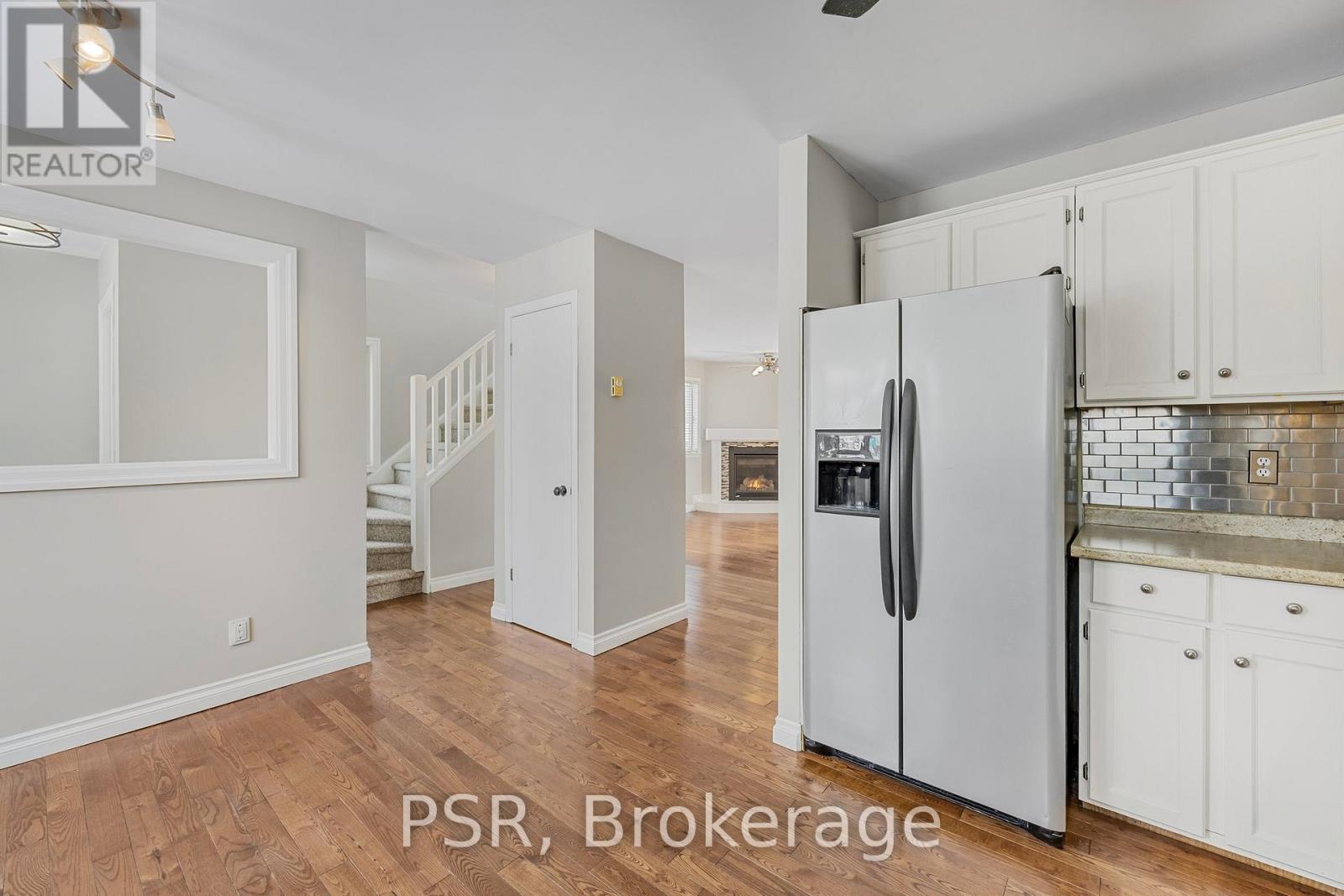 728 Ste Marie Street, Collingwood, Ontario  L9Y 4T5 - Photo 7 - S12279463