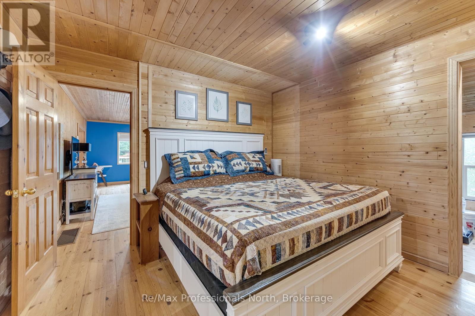 1028 Inverness Road, Muskoka Lakes, Ontario  P0B 1M0 - Photo 23 - X12279455