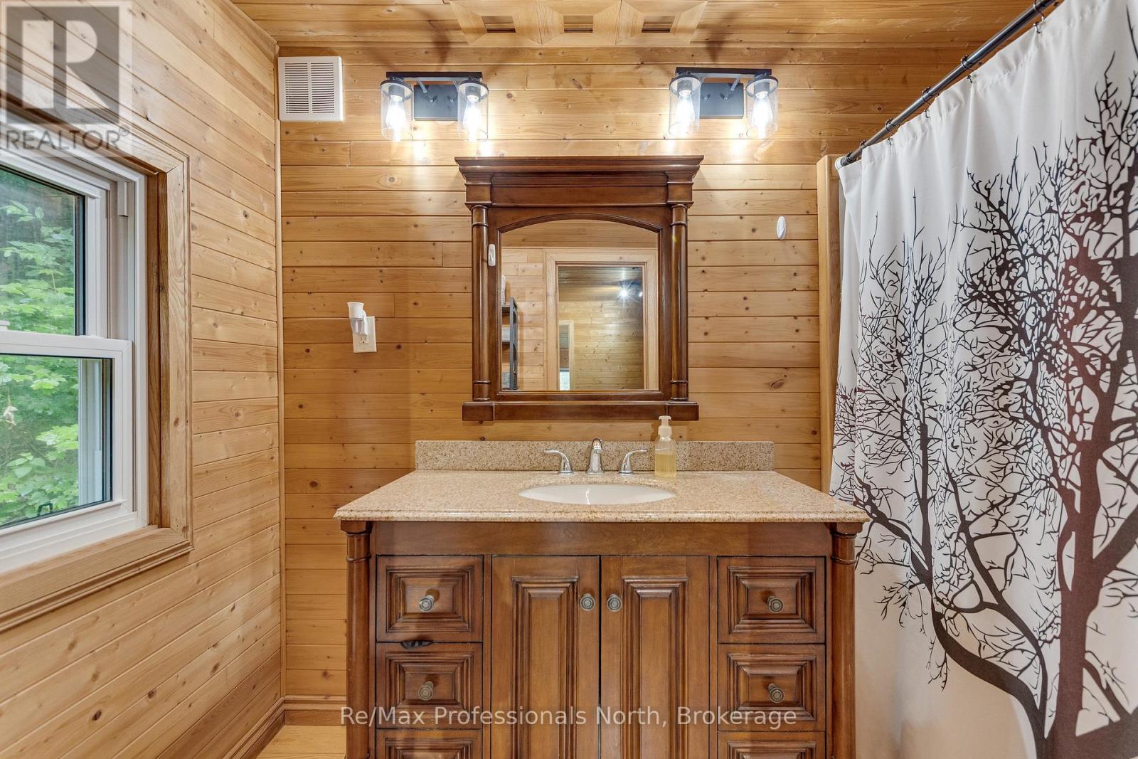 1028 Inverness Road, Muskoka Lakes, Ontario  P0B 1M0 - Photo 26 - X12279455