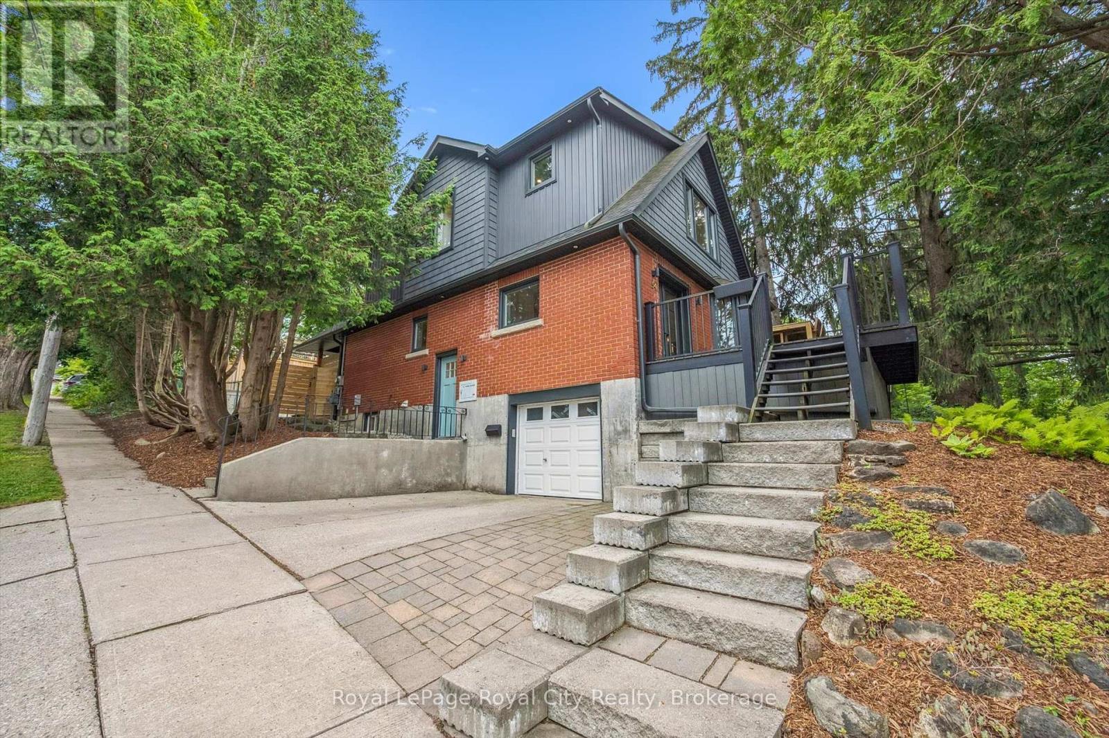 54 Forbes Avenue, Guelph, Ontario  N1G 1G4 - Photo 7 - X12279519