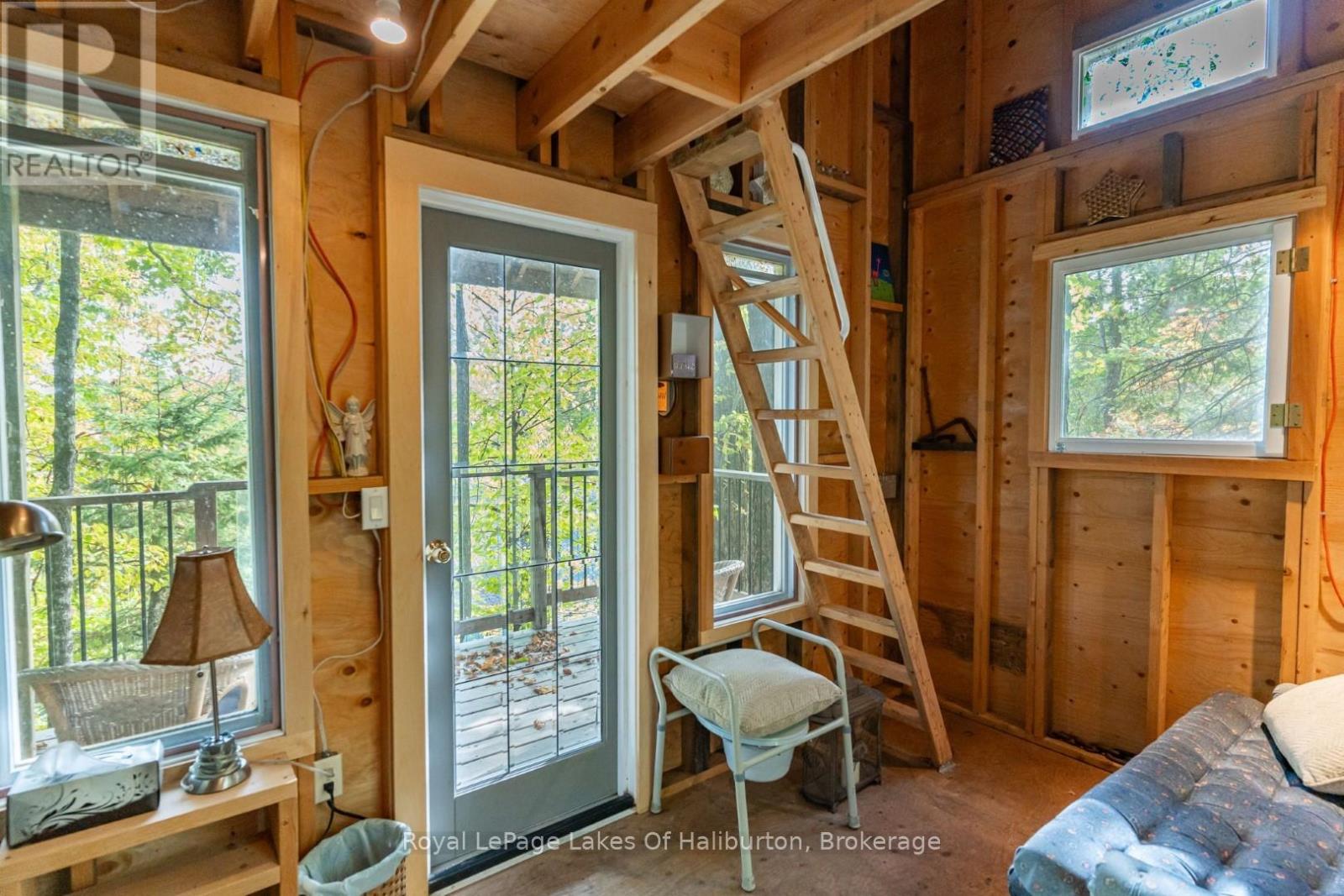 48 Russell Drive, Trent Lakes, Ontario  K0M 2A0 - Photo 36 - X12279556