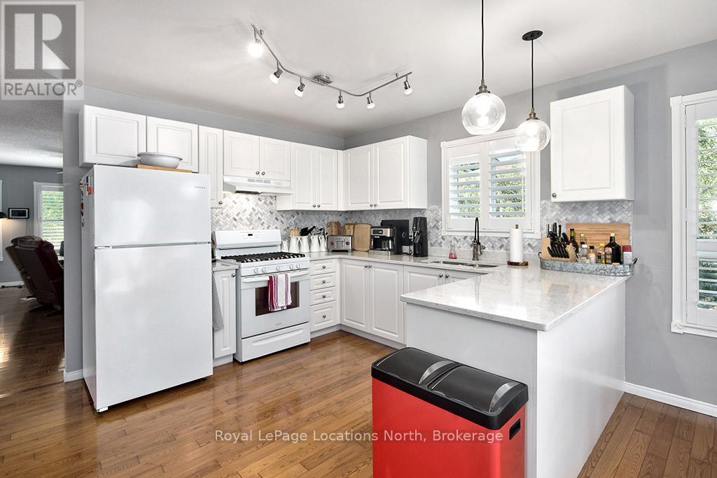 17 Telfer Road, Collingwood, Ontario  L9Y 5H5 - Photo 8 - S12279774
