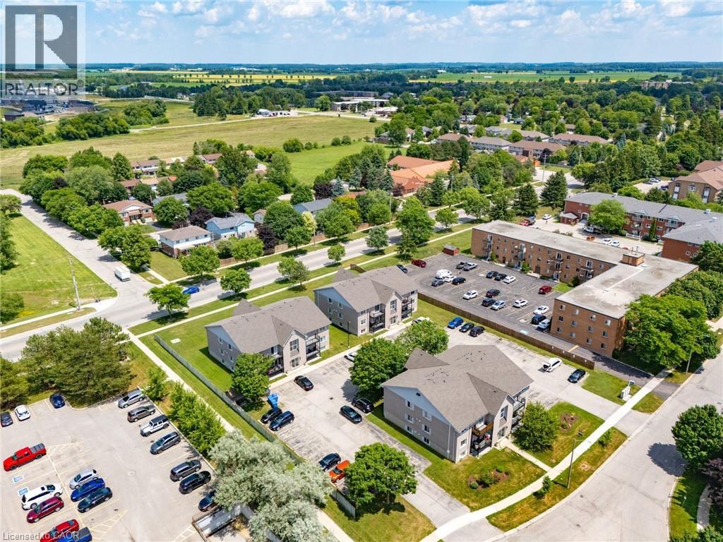 50 Campbell Court Court Unit# 201, Stratford, Ontario  N5A 7T6 - Photo 17 - 40750078