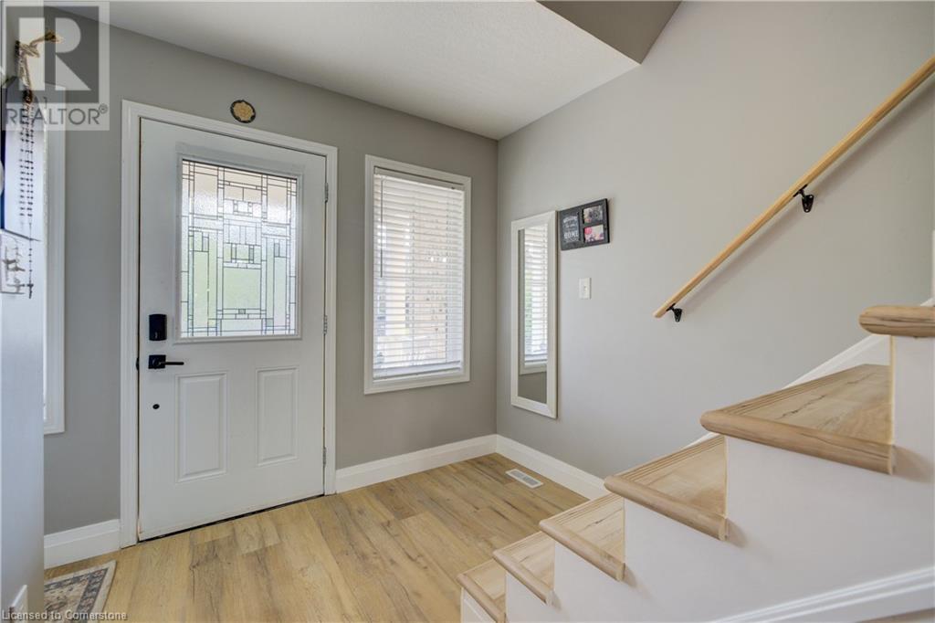 187 Chase Crescent, Cambridge, Ontario  N3C 1A6 - Photo 3 - 40749524