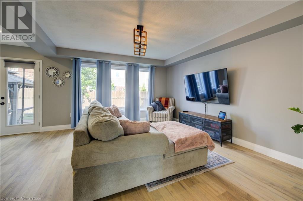 187 Chase Crescent, Cambridge, Ontario  N3C 1A6 - Photo 6 - 40749524