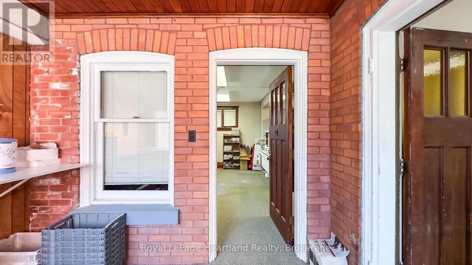 405 Queen St, North Huron, Ontario  N0M 1H0 - Photo 34 - X12279858