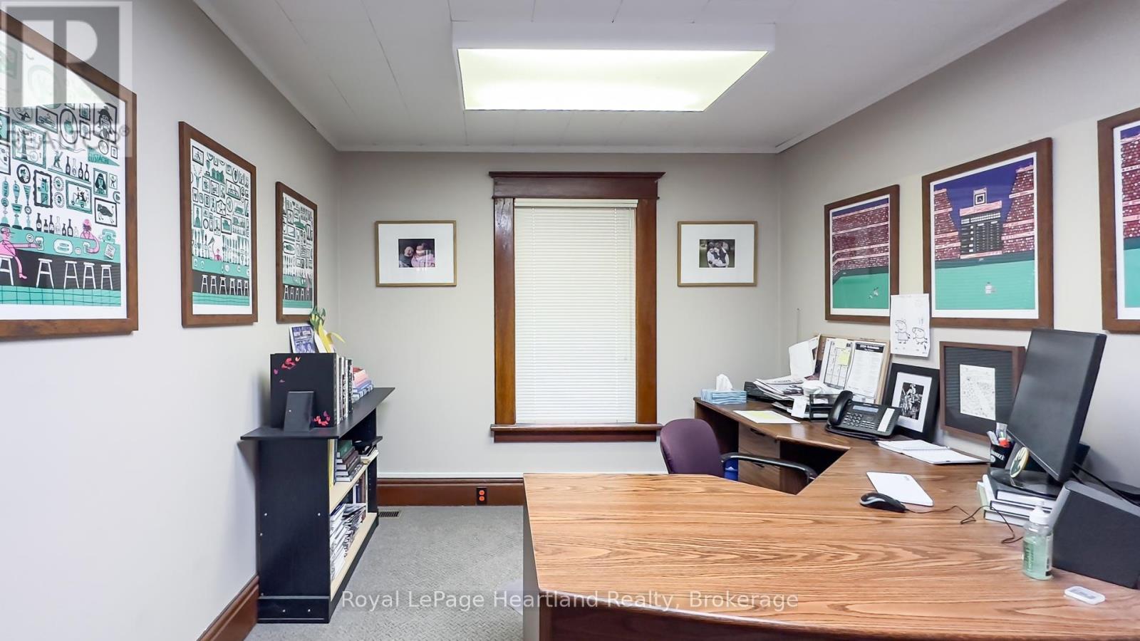 405 Queen St, North Huron, Ontario  N0M 1H0 - Photo 9 - X12279858