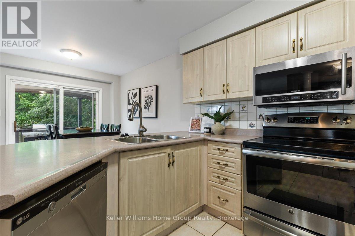 3 Adler Drive, Cambridge, Ontario  N3C 4J9 - Photo 11 - X12280062