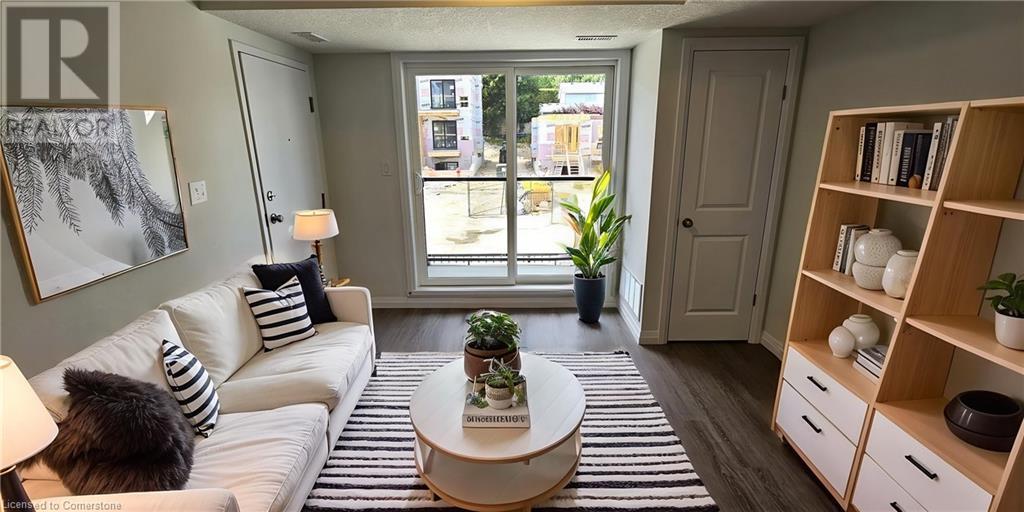 410 Northfield Drive W Unit# E12, Waterloo, Ontario  N2L 0A6 - Photo 3 - 40750635