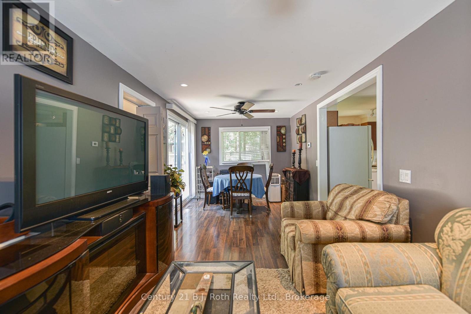 3306 Knight Avenue, Severn, Ontario  L3V 0V9 - Photo 15 - S12280102