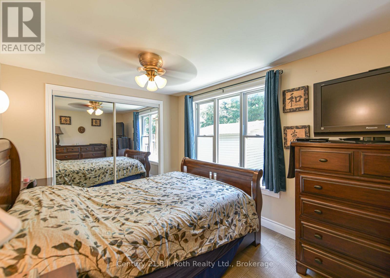 3306 Knight Avenue, Severn, Ontario  L3V 0V9 - Photo 19 - S12280102