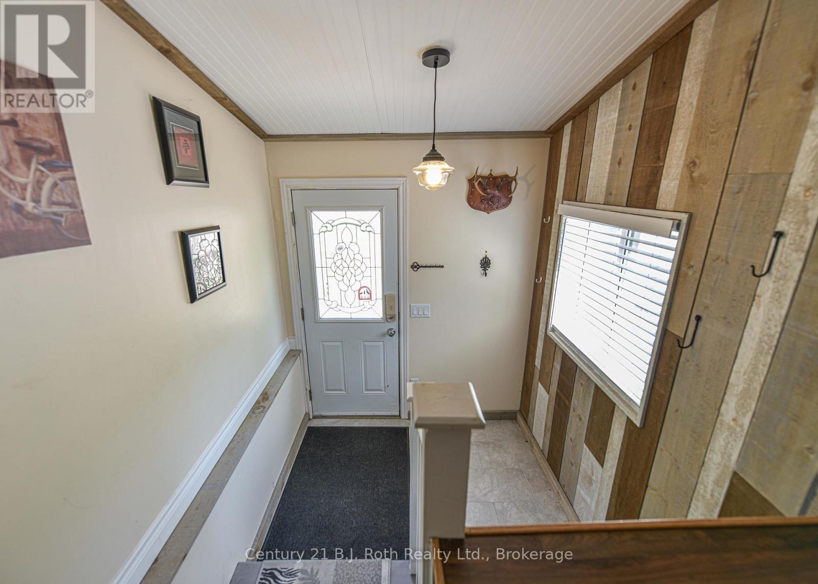3306 Knight Avenue, Severn, Ontario  L3V 0V9 - Photo 5 - S12280102