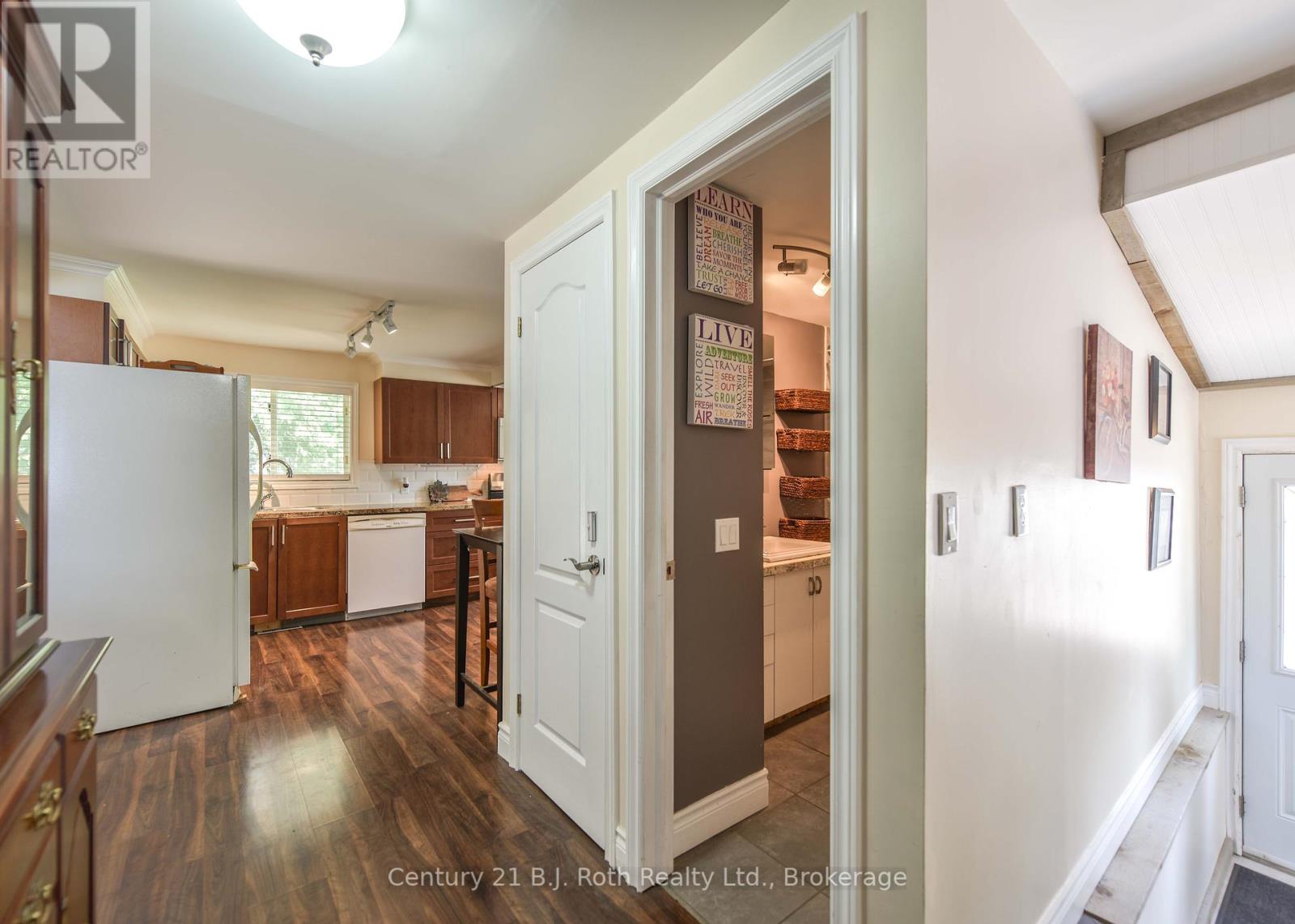 3306 Knight Avenue, Severn, Ontario  L3V 0V9 - Photo 7 - S12280102