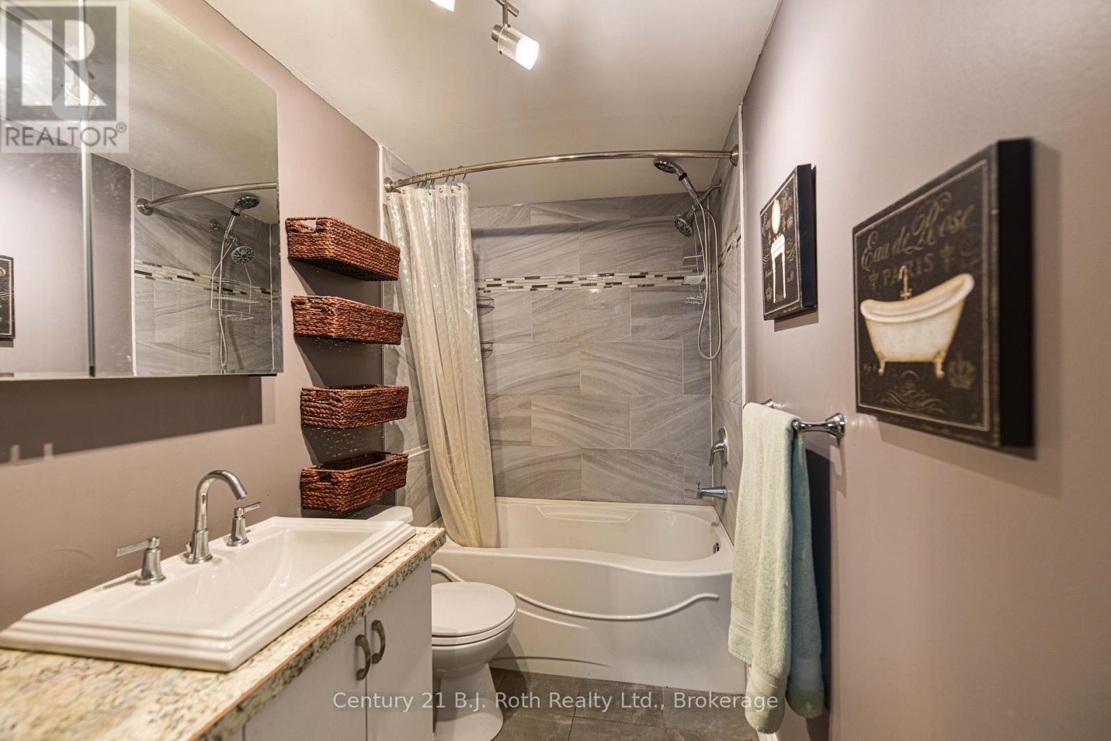3306 Knight Avenue, Severn, Ontario  L3V 0V9 - Photo 8 - S12280102