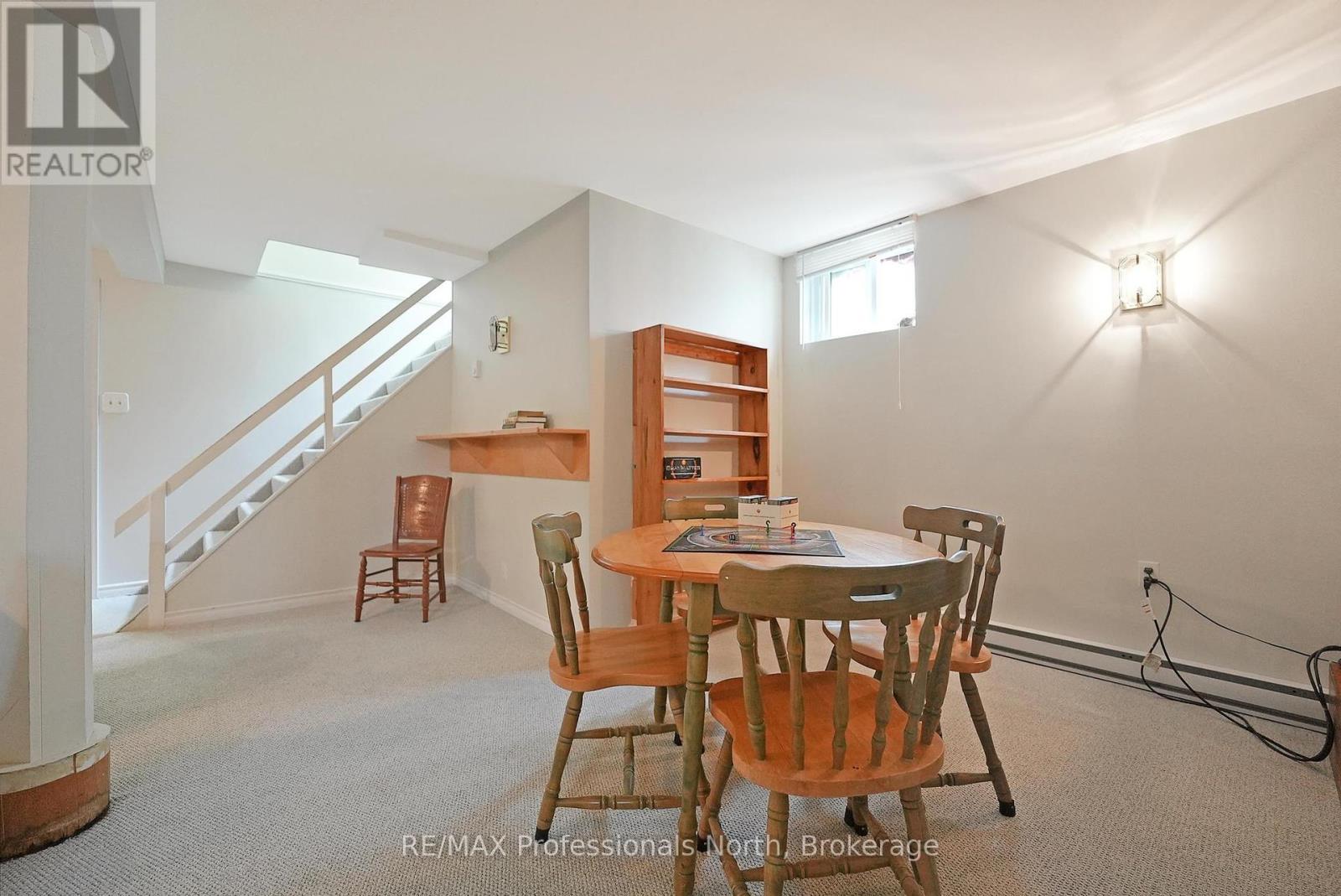 10 Stouffer Street, Minden Hills, Ontario  K0M 2K0 - Photo 26 - X12280086