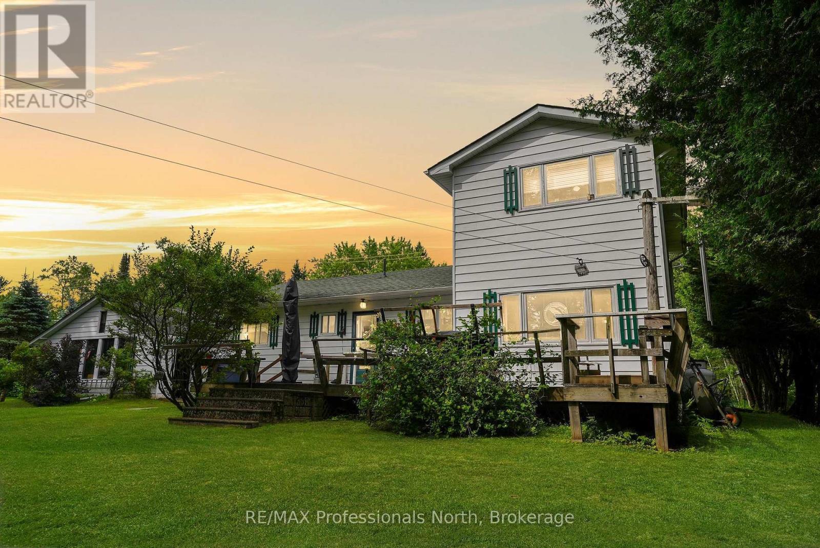 10 Stouffer Street, Minden Hills, Ontario  K0M 2K0 - Photo 33 - X12280086