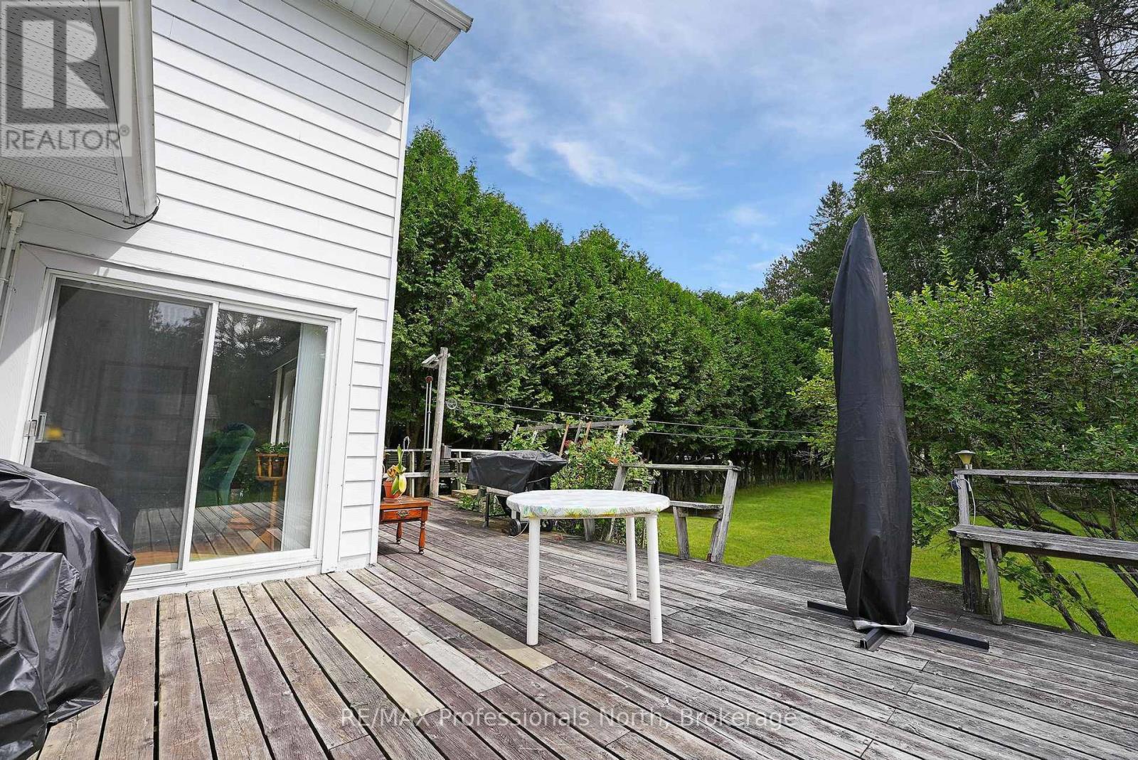 10 Stouffer Street, Minden Hills, Ontario  K0M 2K0 - Photo 34 - X12280086